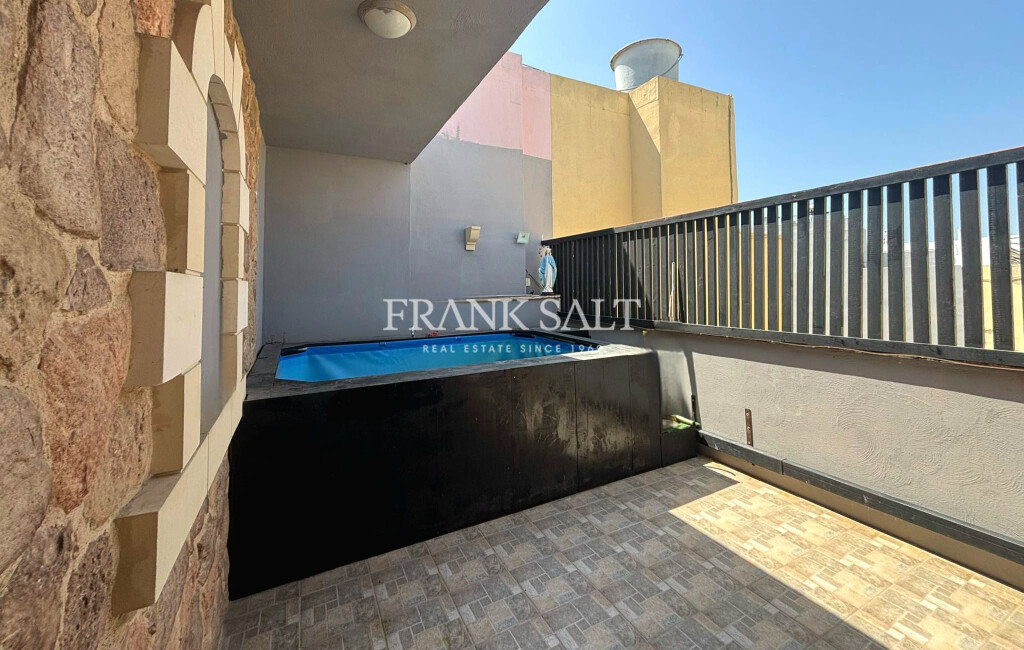 Qormi, 3 Bedrooms Bedrooms, ,2 BathroomsBathrooms,For Sale,FRSA-920897