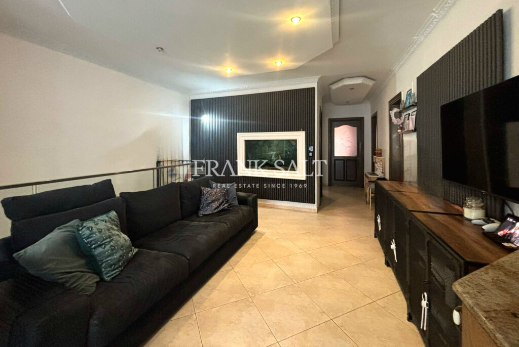 Qormi, 3 Bedrooms Bedrooms, ,2 BathroomsBathrooms,For Sale,FRSA-920897