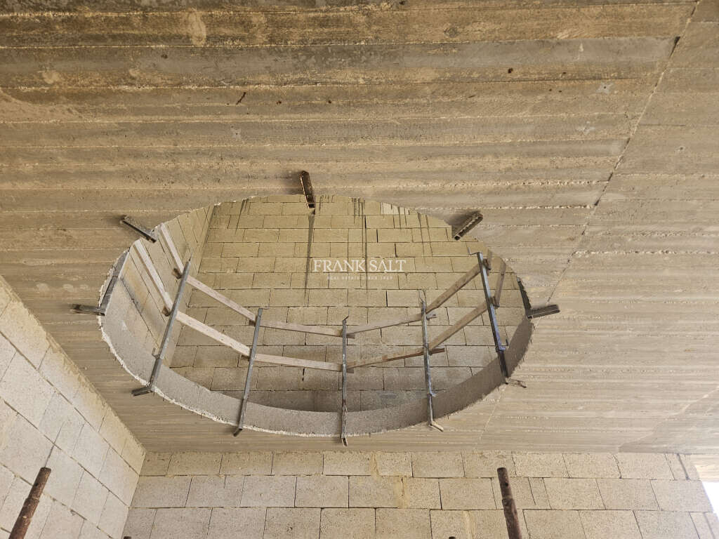 Mellieha, 3 Bedrooms Bedrooms, ,2 BathroomsBathrooms,For Sale,FRSA-920883