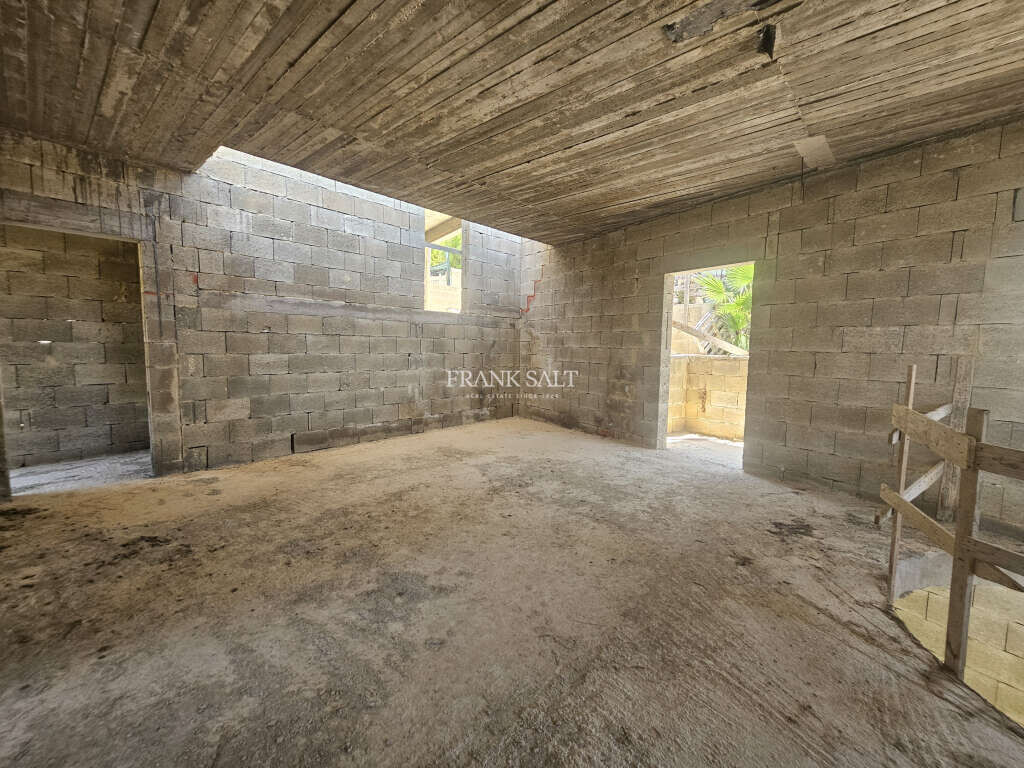 Mellieha, 3 Bedrooms Bedrooms, ,2 BathroomsBathrooms,For Sale,FRSA-920883