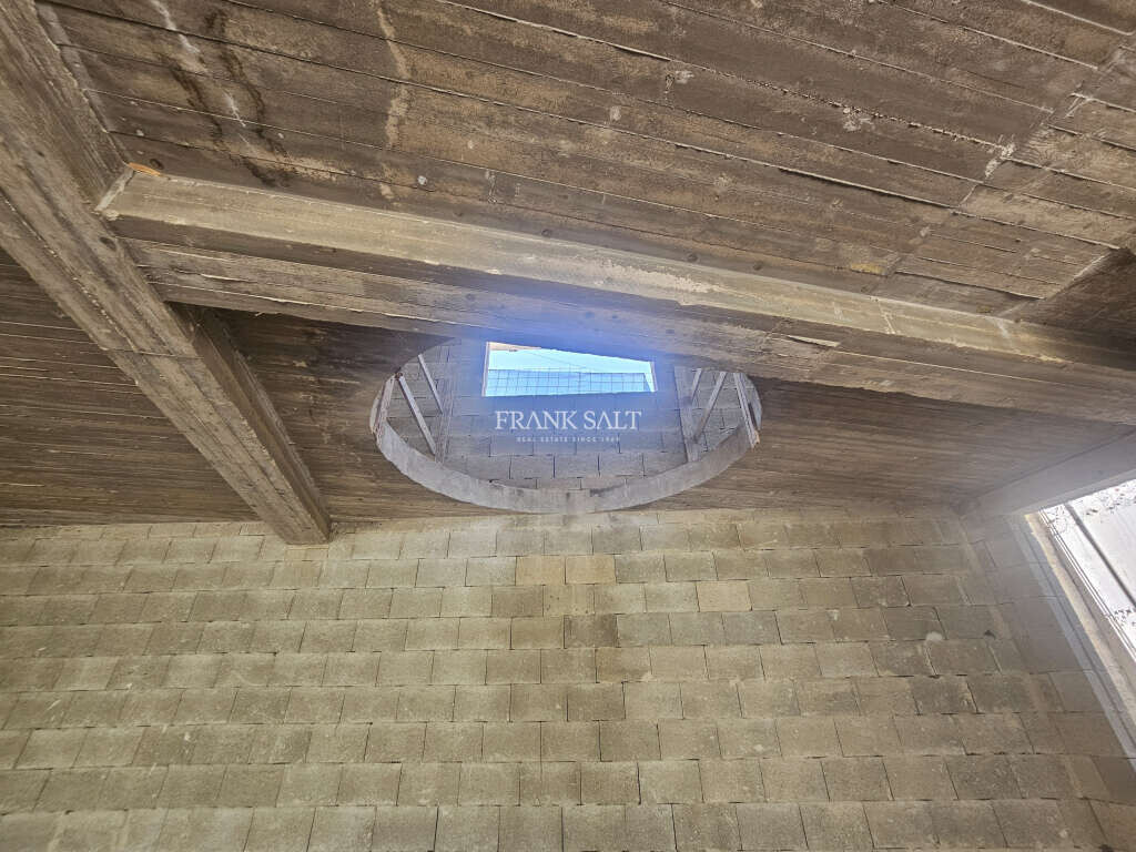 Mellieha, 3 Bedrooms Bedrooms, ,3 BathroomsBathrooms,For Sale,FRSA-920885