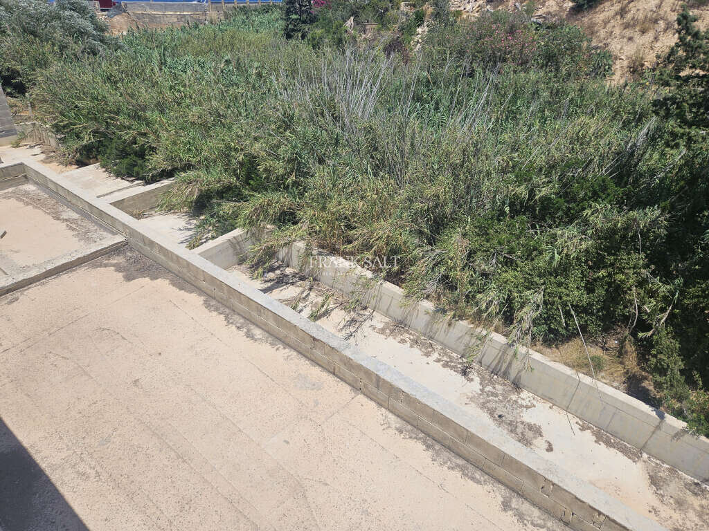 Mellieha, 3 Bedrooms Bedrooms, ,3 BathroomsBathrooms,For Sale,FRSA-920885