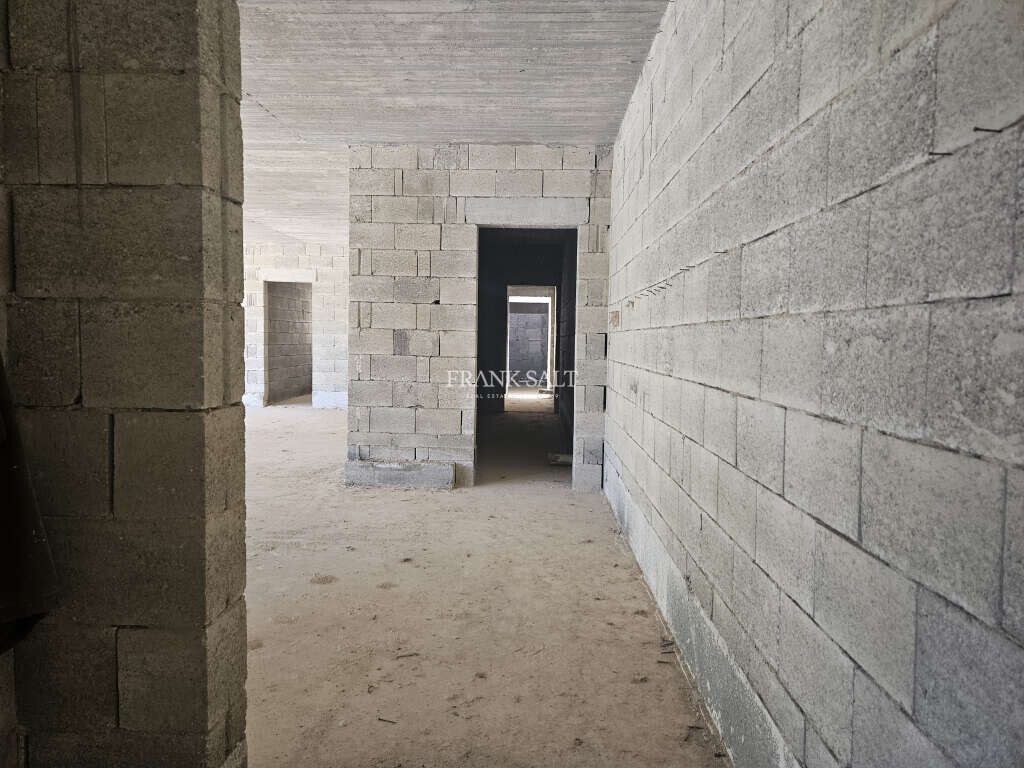 Mellieha, 3 Bedrooms Bedrooms, ,3 BathroomsBathrooms,For Sale,FRSA-920885