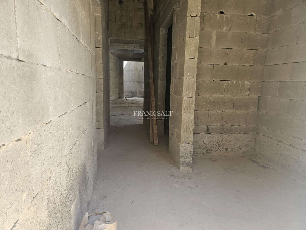 Mellieha, 3 Bedrooms Bedrooms, ,3 BathroomsBathrooms,For Sale,FRSA-920885