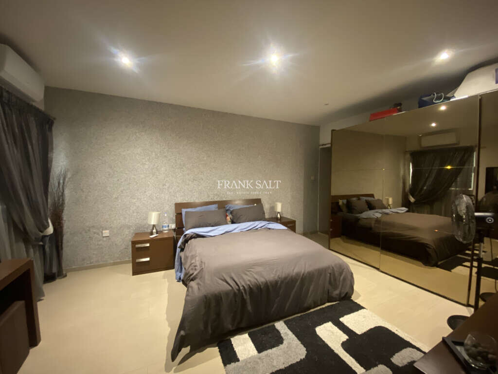 Kalkara, 2 Bedrooms Bedrooms, ,1 BathroomBathrooms,For Sale,FRSA-920873