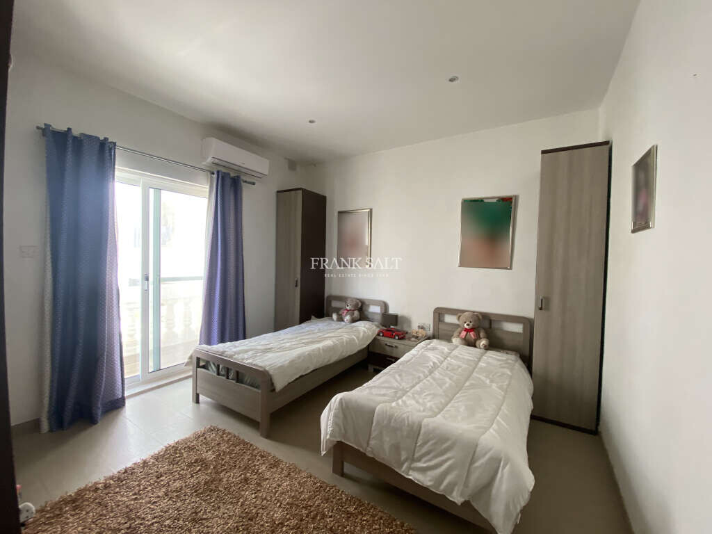 Kalkara, 2 Bedrooms Bedrooms, ,1 BathroomBathrooms,For Sale,FRSA-920873