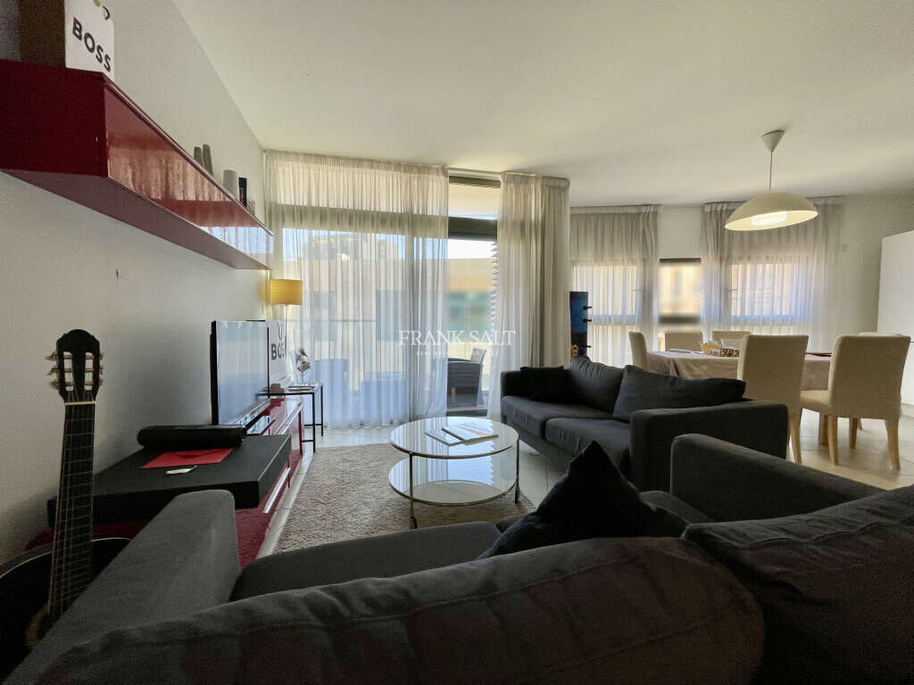 Portomaso, 2 Bedrooms Bedrooms, ,2 BathroomsBathrooms,For Sale,FRSA-920626