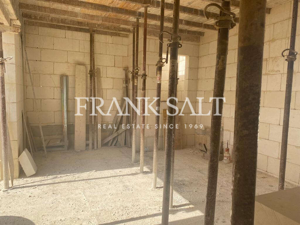 Xaghra, Gozo, 3 Bedrooms Bedrooms, ,1 BathroomBathrooms,For Sale,FRSA-160632