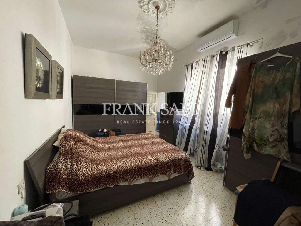 Rabat, 2 Bedrooms Bedrooms, ,1 BathroomBathrooms,For Sale,FRSA-920266