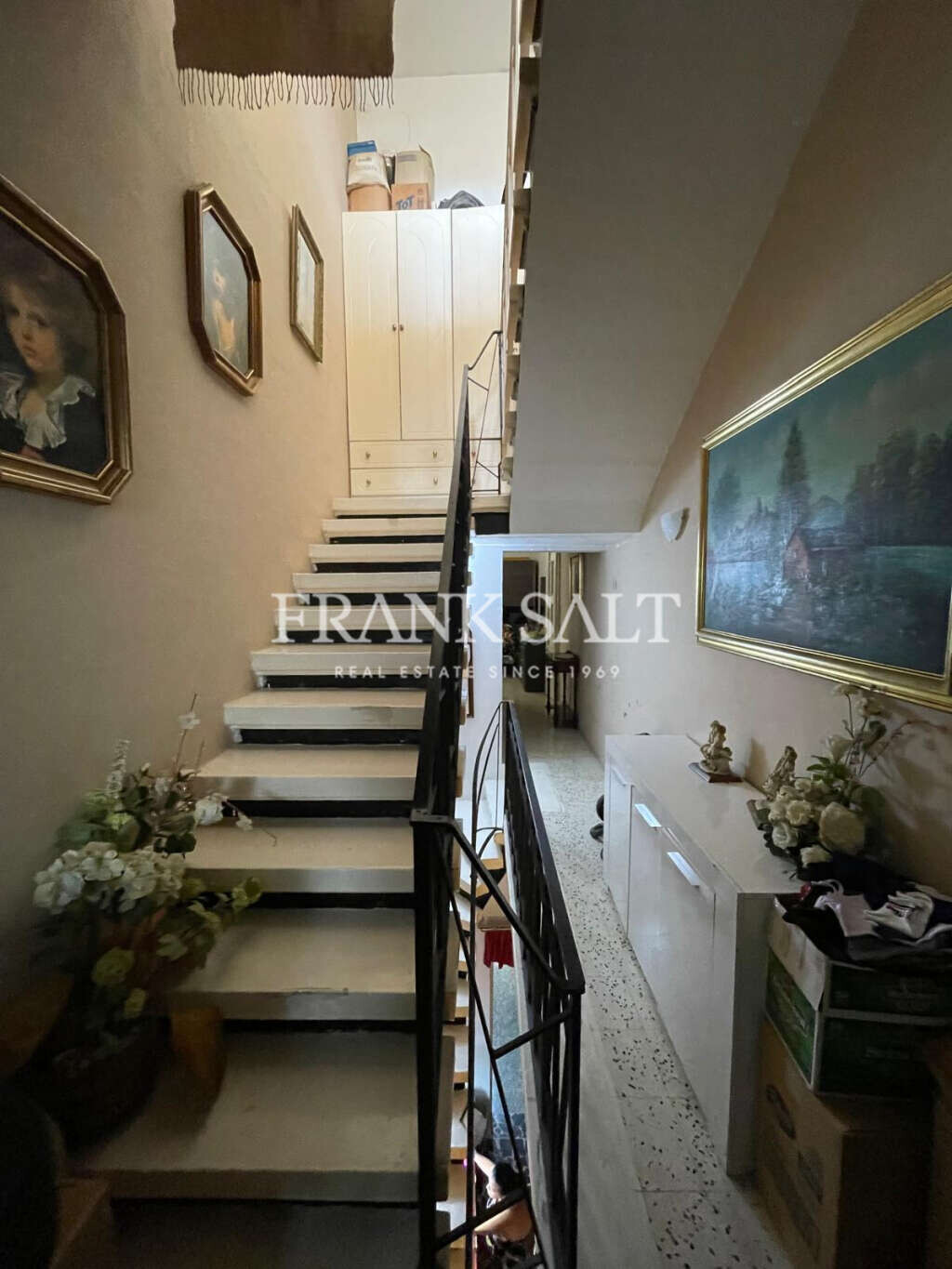 Rabat, 2 Bedrooms Bedrooms, ,1 BathroomBathrooms,For Sale,FRSA-920266