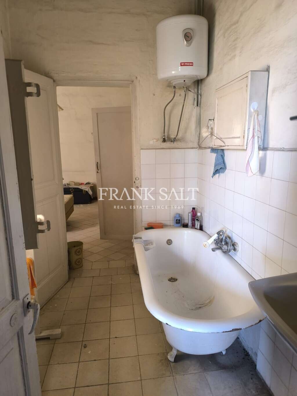 Sliema, 4 Bedrooms Bedrooms, ,3 BathroomsBathrooms,For Sale,FRSA-920166