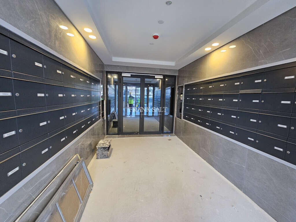 The Shoreline at Smart City, 1 Bedroom Bedrooms, ,1 BathroomBathrooms,For Sale,FRSA-918297