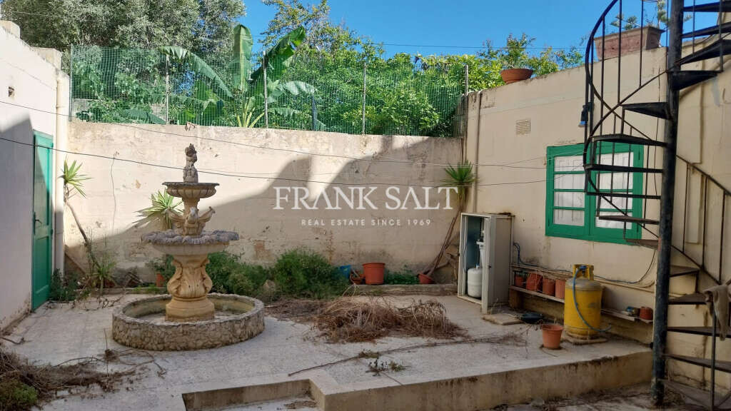 Kercem, Gozo, 2 Bedrooms Bedrooms, ,1 BathroomBathrooms,For Sale,FRSA-919948