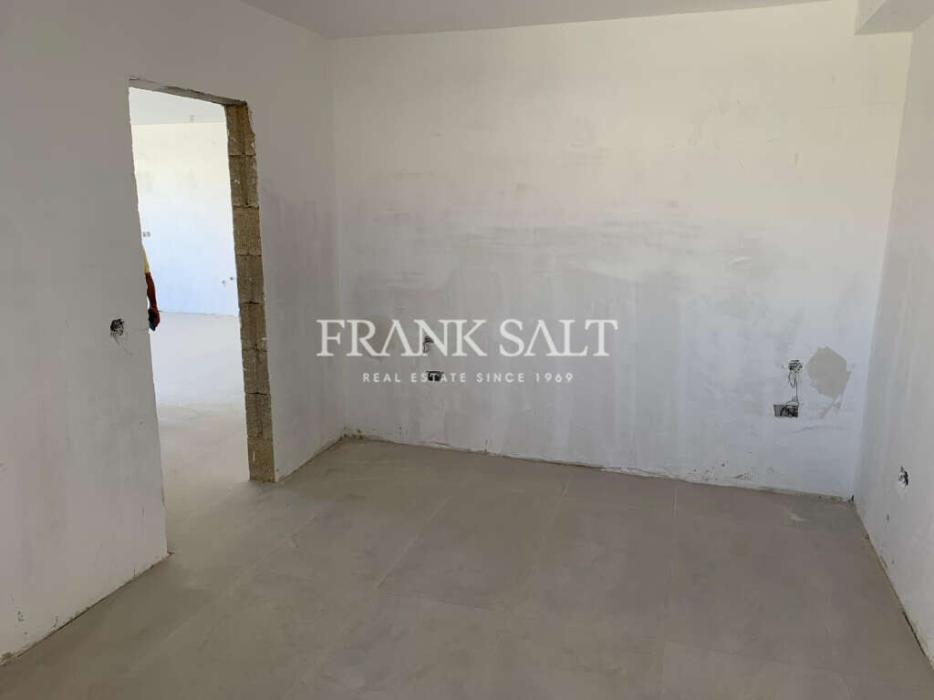 Ta' Xbiex, 1 Bedroom Bedrooms, ,1 BathroomBathrooms,For Sale,FRSA-920064