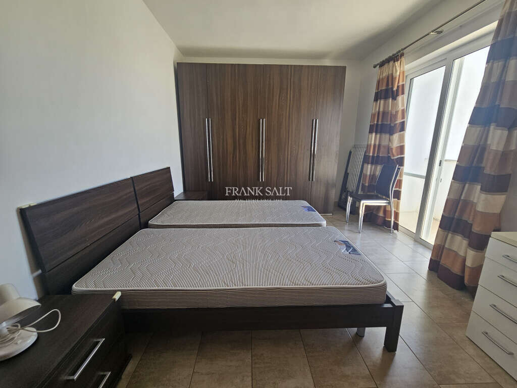 Swatar, 3 Bedrooms Bedrooms, ,2 BathroomsBathrooms,For Sale,FRSA-919909