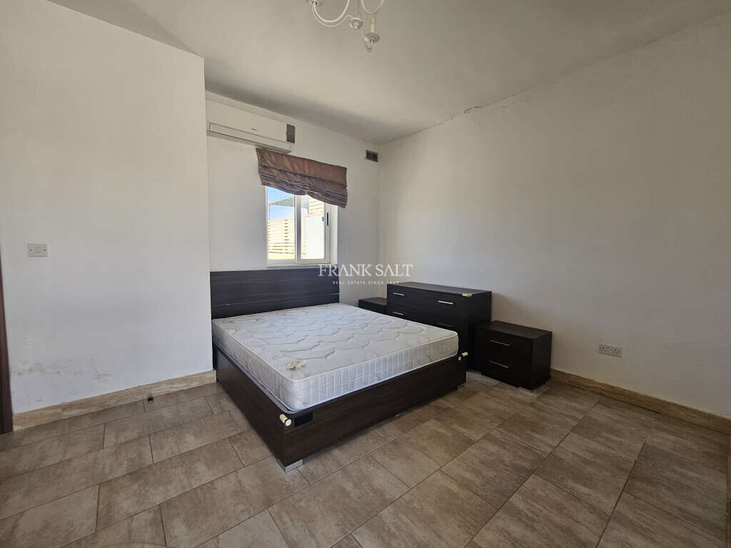 Swatar, 3 Bedrooms Bedrooms, ,2 BathroomsBathrooms,For Sale,FRSA-919909