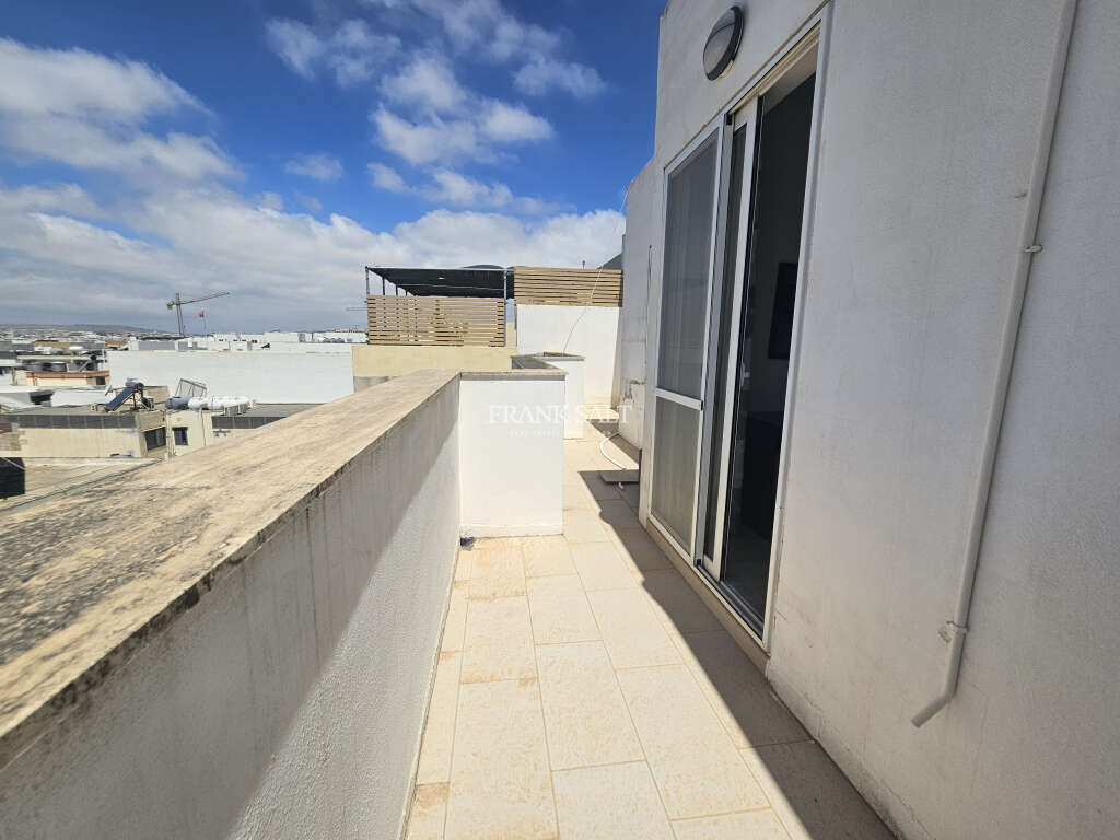 Swatar, 3 Bedrooms Bedrooms, ,2 BathroomsBathrooms,For Sale,FRSA-919909