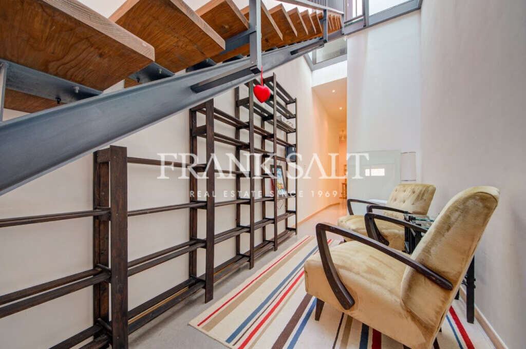 Rabat, 3 Bedrooms Bedrooms, ,2 BathroomsBathrooms,For Sale,FRSA-919534