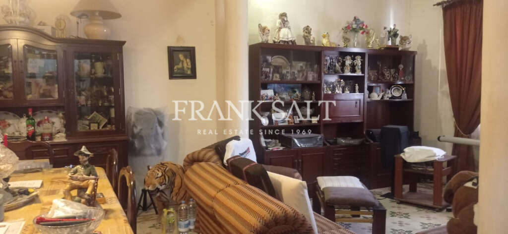 Gzira, 3 Bedrooms Bedrooms, ,1 BathroomBathrooms,For Sale,FRSA-919720 Gzira, 3 Bedrooms Bedrooms, ,1 BathroomBathrooms,For Sale,FRSA-919720