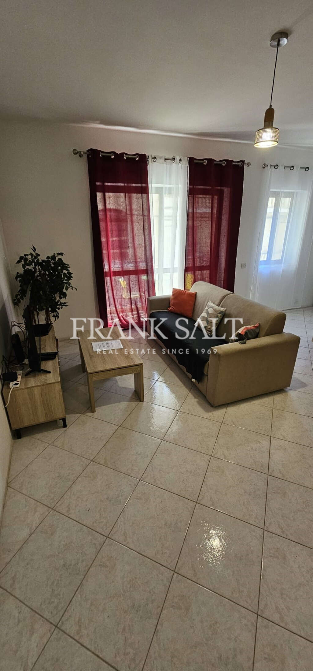 Xlendi, Gozo, 3 Bedrooms Bedrooms, ,1 BathroomBathrooms,For Sale,FRSA-160123