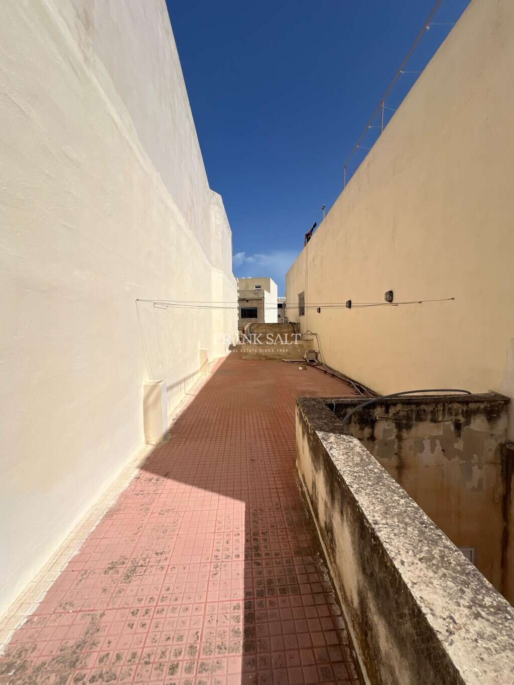 Sliema, 3 Bedrooms Bedrooms, ,2 BathroomsBathrooms,For Sale,FRSA-919678