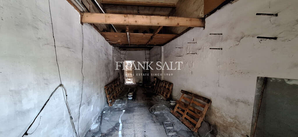 Pieta, ,For Sale,FRSA-919590