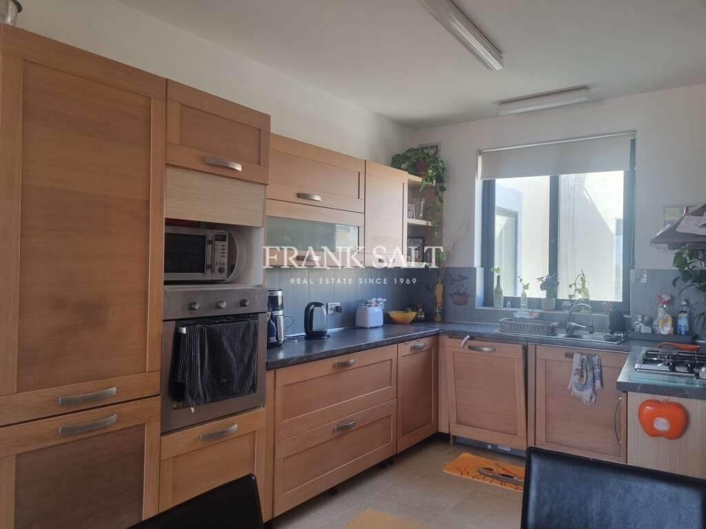 Tal-Ibrag, 3 Bedrooms Bedrooms, ,1 BathroomBathrooms,For Sale,FRSA-919538