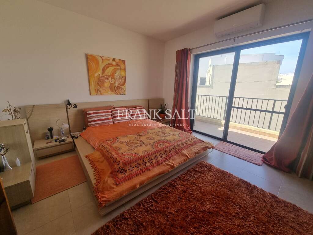 Tal-Ibrag, 3 Bedrooms Bedrooms, ,1 BathroomBathrooms,For Sale,FRSA-919538