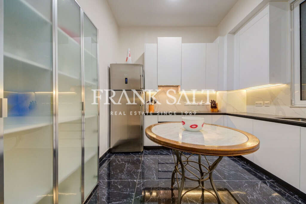 Sliema, 3 Bedrooms Bedrooms, ,2 BathroomsBathrooms,For Sale,FRSA-320392