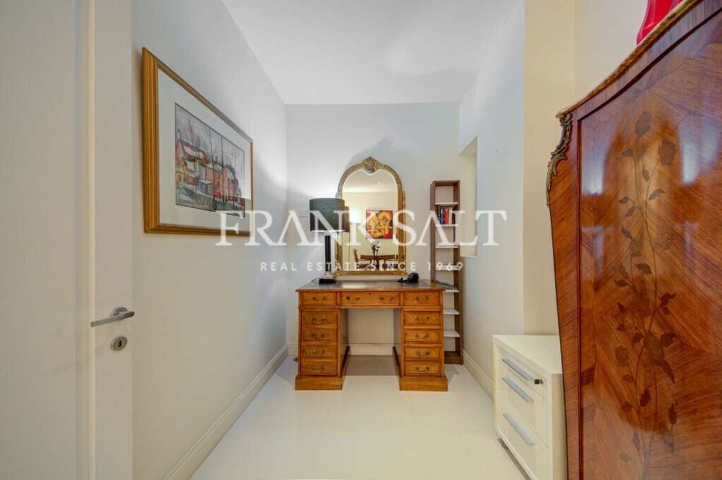 Sliema, 3 Bedrooms Bedrooms, ,2 BathroomsBathrooms,For Sale,FRSA-320392