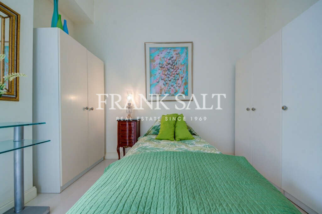 Sliema, 3 Bedrooms Bedrooms, ,2 BathroomsBathrooms,For Sale,FRSA-320392