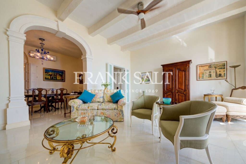 Sliema, 3 Bedrooms Bedrooms, ,2 BathroomsBathrooms,For Sale,FRSA-320392