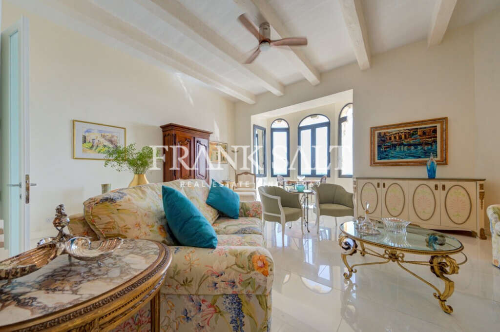 Sliema, 3 Bedrooms Bedrooms, ,2 BathroomsBathrooms,For Sale,FRSA-320392