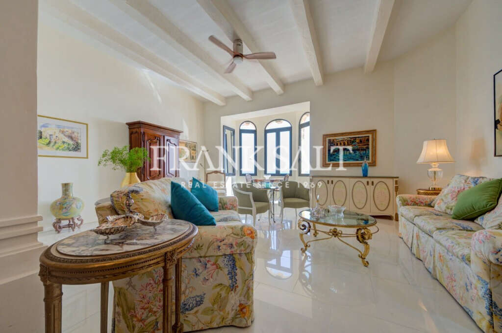 Sliema, 3 Bedrooms Bedrooms, ,2 BathroomsBathrooms,For Sale,FRSA-320392