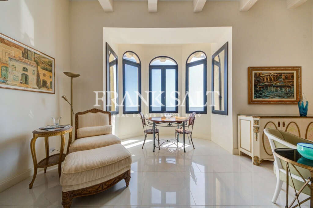 Sliema, 3 Bedrooms Bedrooms, ,2 BathroomsBathrooms,For Sale,FRSA-320392