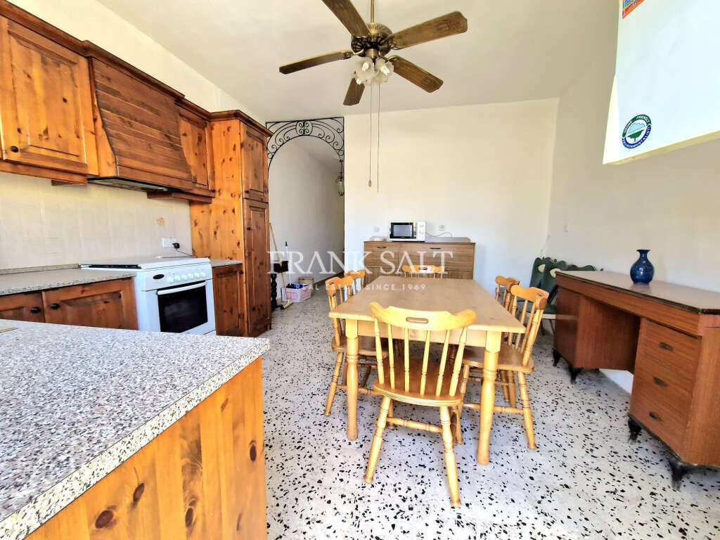 Hamrun, 3 Bedrooms Bedrooms, ,For Sale,FRSA-919221 Hamrun, 3 Bedrooms Bedrooms, ,For Sale,FRSA-919221