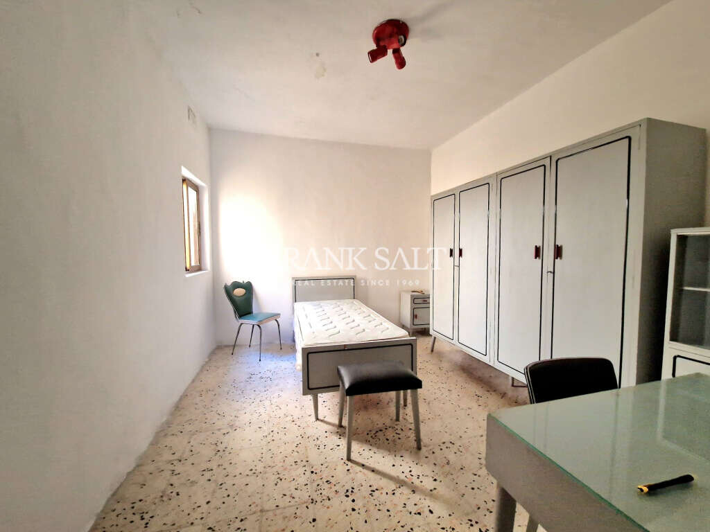 Hamrun, 3 Bedrooms Bedrooms, ,For Sale,FRSA-919221