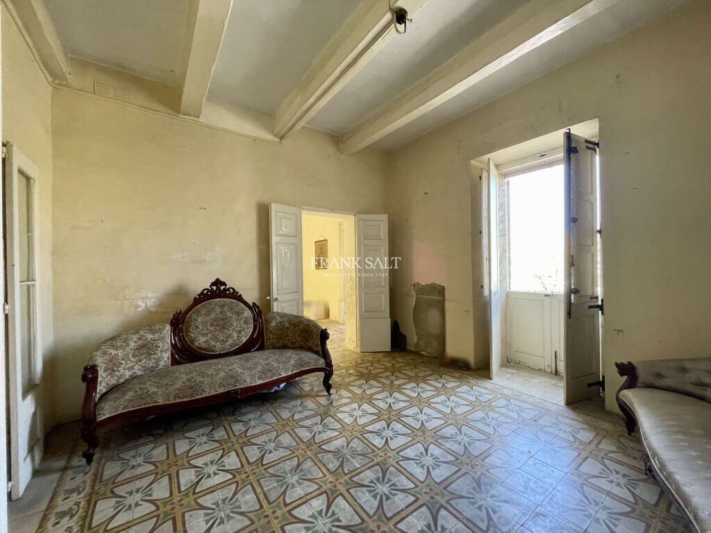 Cospicua, 3 Bedrooms Bedrooms, ,1 BathroomBathrooms,For Sale,FRSA-919456