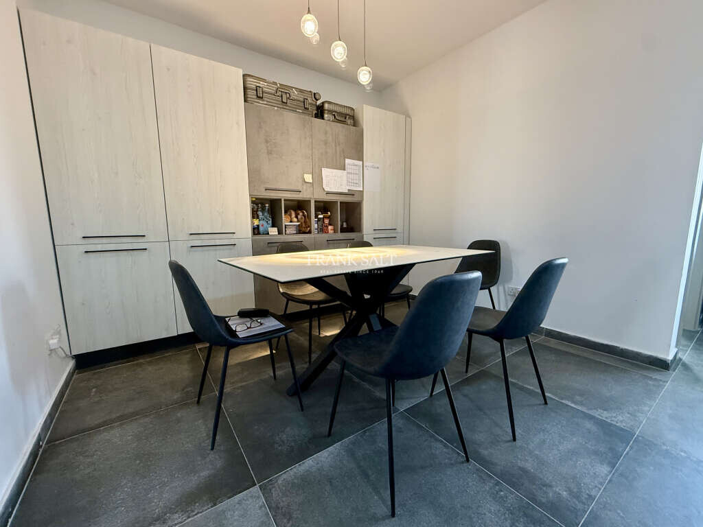 Swieqi, 3 Bedrooms Bedrooms, ,1 BathroomBathrooms,For Sale,FRSA-919437