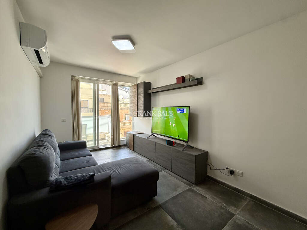 Swieqi, 3 Bedrooms Bedrooms, ,1 BathroomBathrooms,For Sale,FRSA-919437