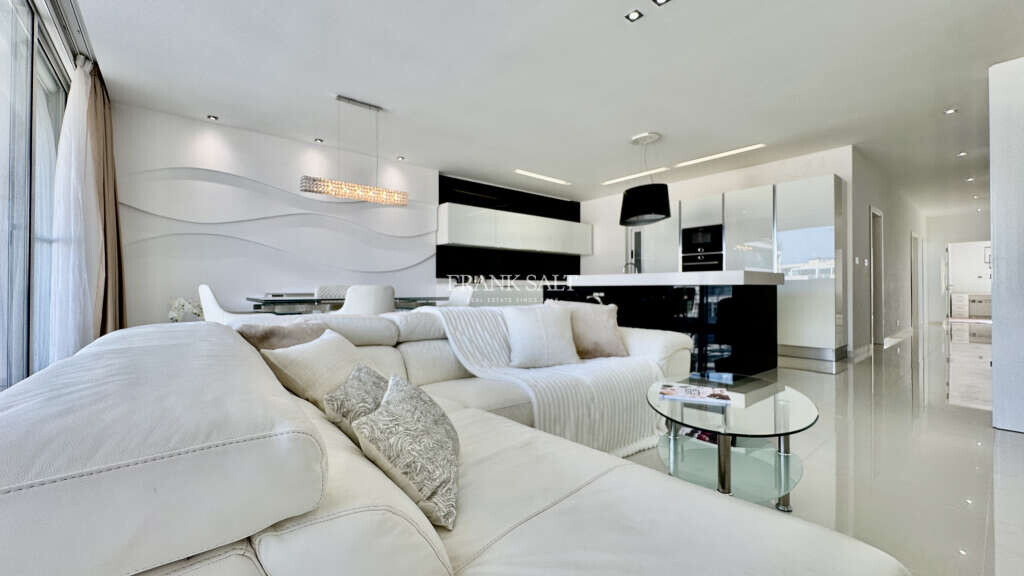 Swieqi, 3 Bedrooms Bedrooms, ,1 BathroomBathrooms,For Sale,FRSA-919370 Swieqi, 3 Bedrooms Bedrooms, ,1 BathroomBathrooms,For Sale,FRSA-919370