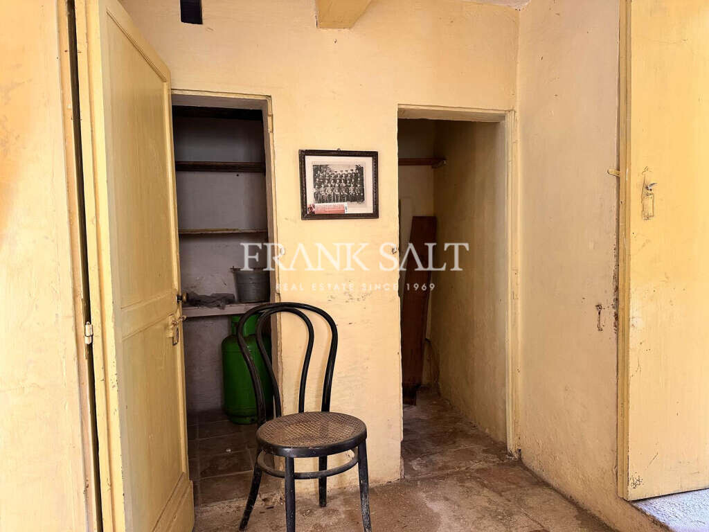 Zejtun, 3 Bedrooms Bedrooms, ,1 BathroomBathrooms,For Sale,FRSA-919141
