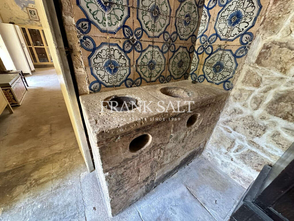 Zejtun, 3 Bedrooms Bedrooms, ,1 BathroomBathrooms,For Sale,FRSA-919141