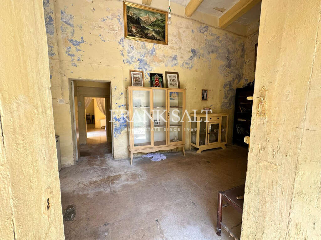 Zejtun, 3 Bedrooms Bedrooms, ,1 BathroomBathrooms,For Sale,FRSA-919141