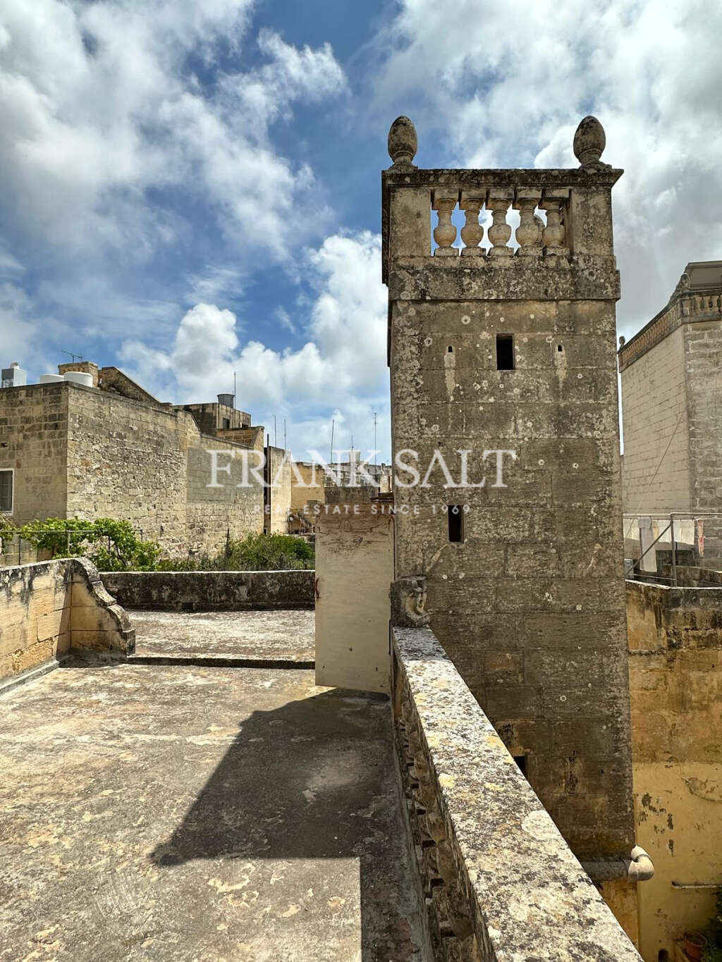 Zejtun, 3 Bedrooms Bedrooms, ,1 BathroomBathrooms,For Sale,FRSA-919141