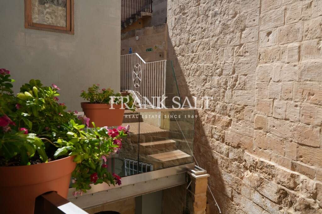 Qormi, ,For Sale,FRSA-918950