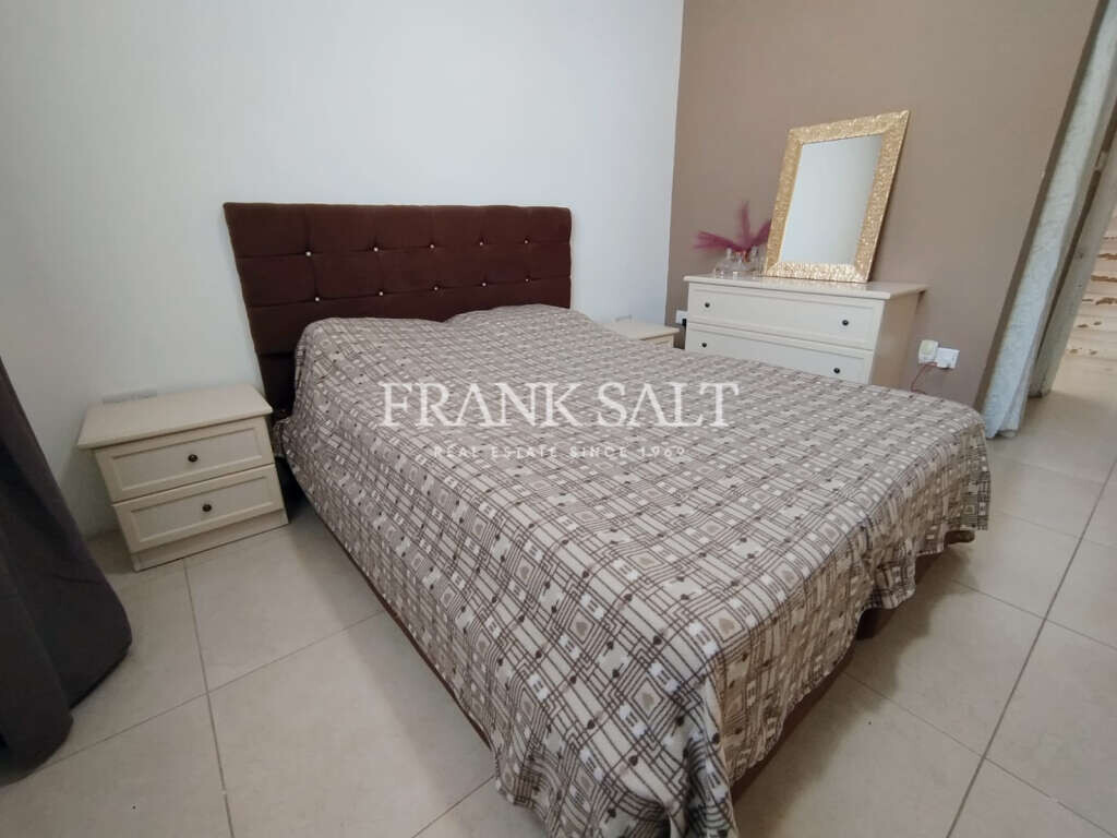 Zabbar, 2 Bedrooms Bedrooms, ,2 BathroomsBathrooms,For Sale,FRSA-919169