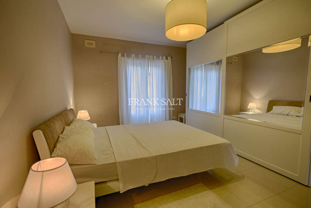 St Julians, 3 Bedrooms Bedrooms, ,1 BathroomBathrooms,For Sale,FRSA-918114