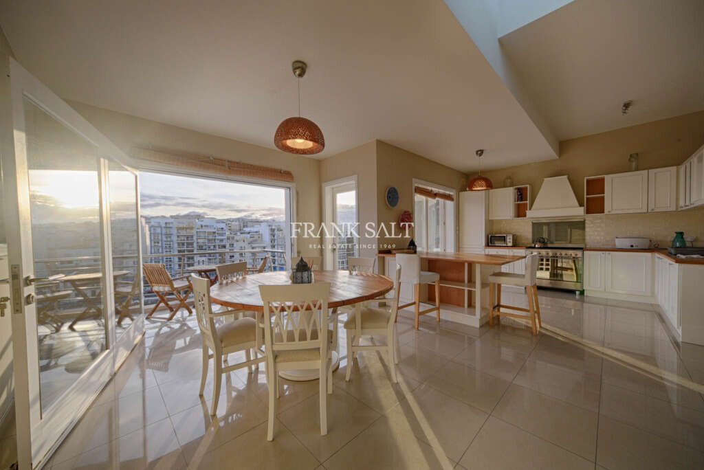 St Julians, 3 Bedrooms Bedrooms, ,1 BathroomBathrooms,For Sale,FRSA-918114