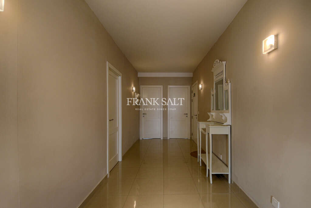 St Julians, 3 Bedrooms Bedrooms, ,1 BathroomBathrooms,For Sale,FRSA-918114